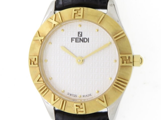 FENDI　フェンディ　ズッカ　レディース　女性用腕時計　ゴールド　シルバー　クオーツ　革ベルト　2000L　【474】