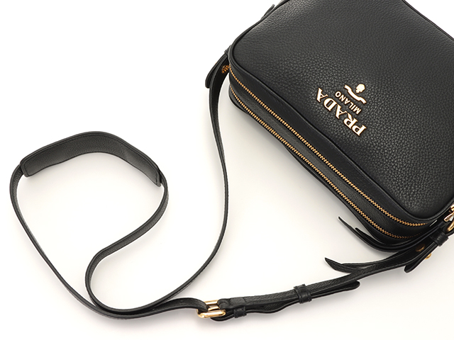 PRADA プラダ ショルダーバッグ ブラック カーフ アウトレット