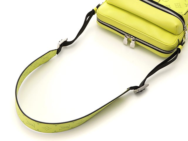 LOUIS VUITTON ルイ・ヴィトン ショルダーバッグ アウトドア