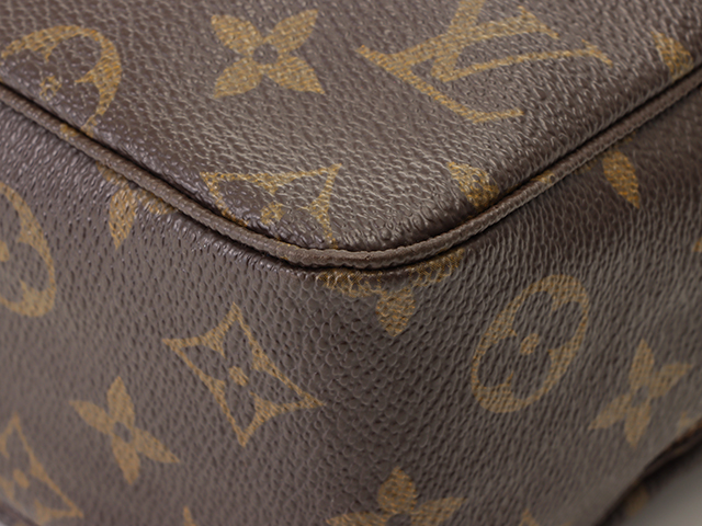 LOUIS VUITTON ルイヴィトン トゥルース・トワレット28 モノグラム M47522【473】