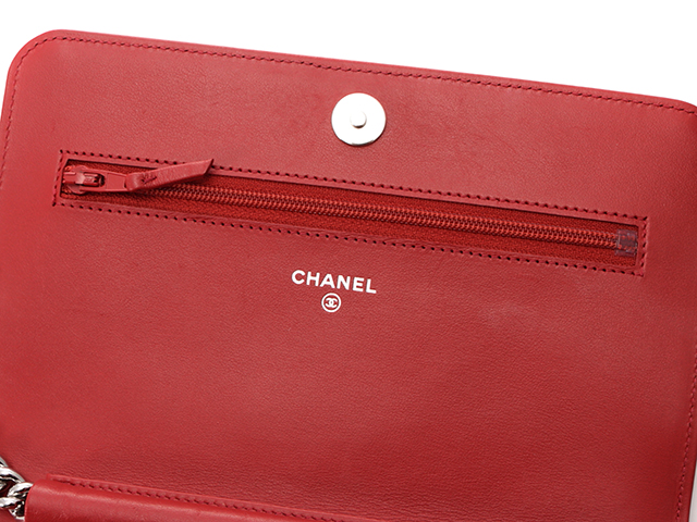 CHANEL ボーイシャネル チェーンウォレット レッド キャビア CHANEL ボーイシャネル チェーンウォレット レッド キャビア