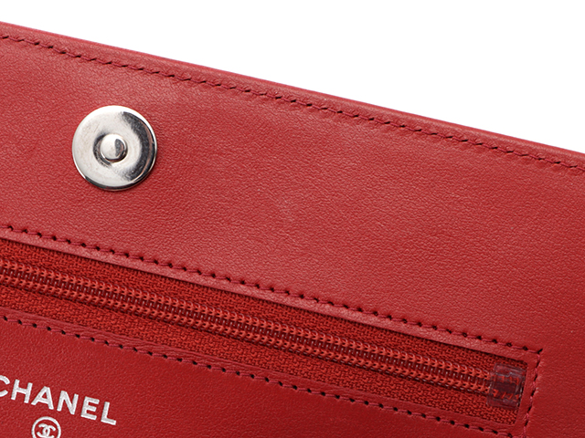 CHANEL ボーイシャネル チェーンウォレット レッド キャビア CHANEL ボーイシャネル チェーンウォレット レッド キャビア