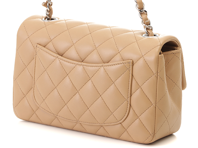 CHANEL シャネル ミニマトラッセ チェーンショルダー ベージュ
