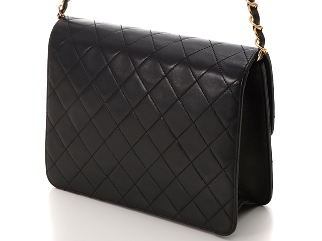 CHANEL シャネル マトラッセプッシュロックチェーンショルダー 