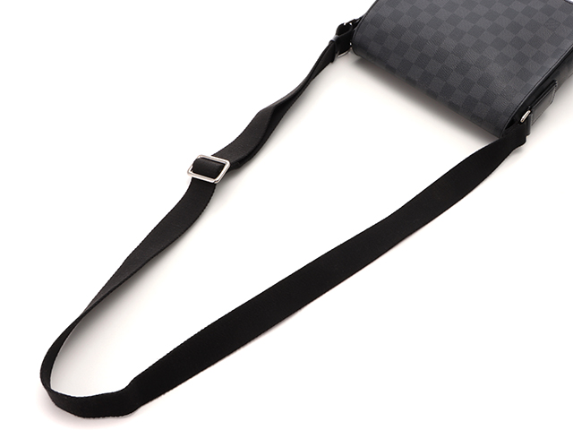 LOUIS VUITTON ルイ・ヴィトン ディストリクトPM N41260 ダミエ