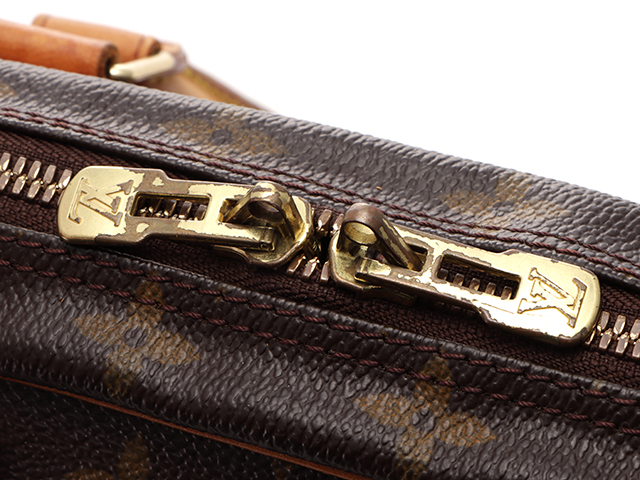 LOUIS VUITTON ルイ・ヴィトン ポルトドキュマン ヴォワヤージュ