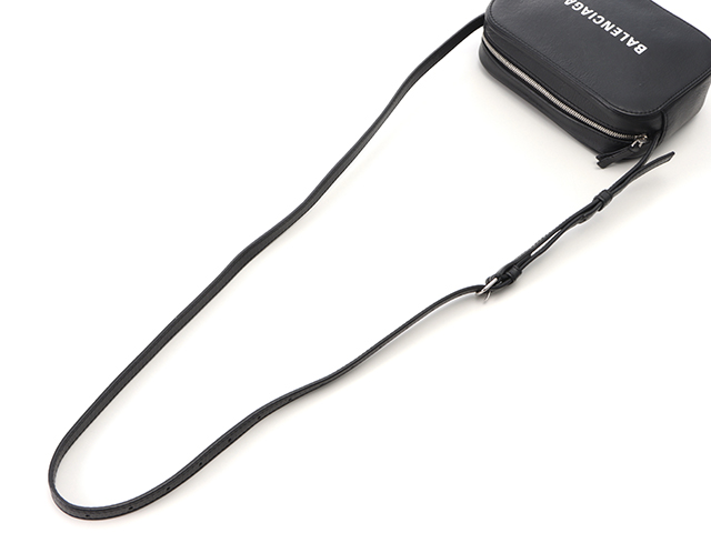 BALENCIAGA バレンシアガ エブリデイ カメラバッグXS 552372 BALENCIAGA バレンシアガ エブリデイ カメラバッグXS 552372