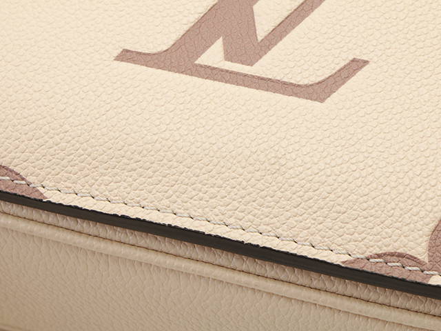 LOUIS VUITTON ルイ・ヴィトン ポシェット・メティスMM M45596 LOUIS VUITTON ルイ・ヴィトン ポシェット・メティスMM M45596