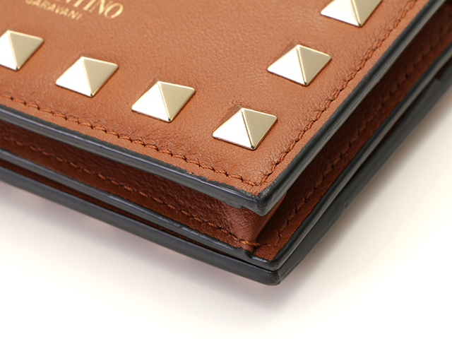 VALENTINO バレンチノ ロックスタッズ 二つ折財布 XW2POP39