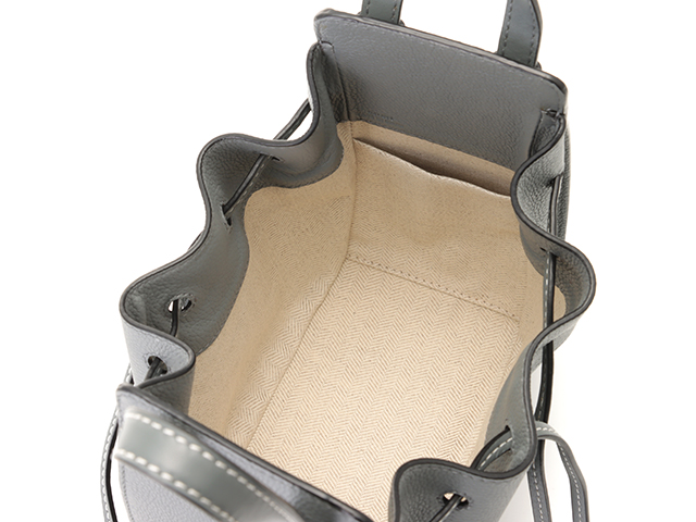 LOEWE ロエベ ハンモックミニ ドローストリングバッグ　美品 ロエベ - ハンモック ドローストリングバッグ ミニ | HBX