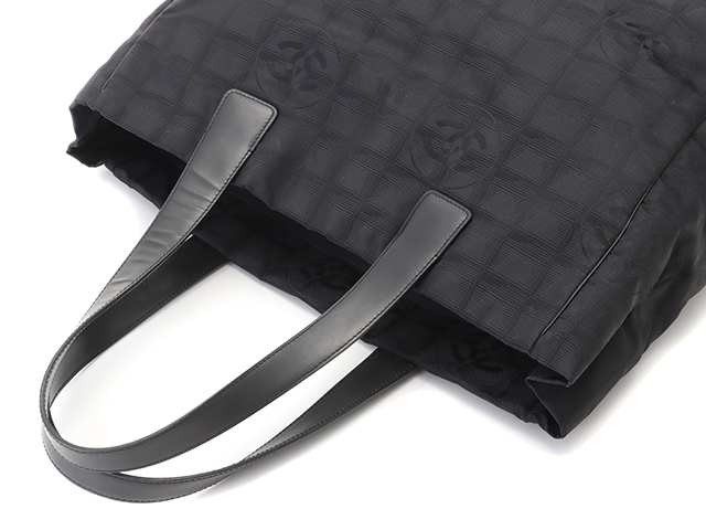 CHANEL シャネル ニュートラベルライントートMM バッグ ブラック
