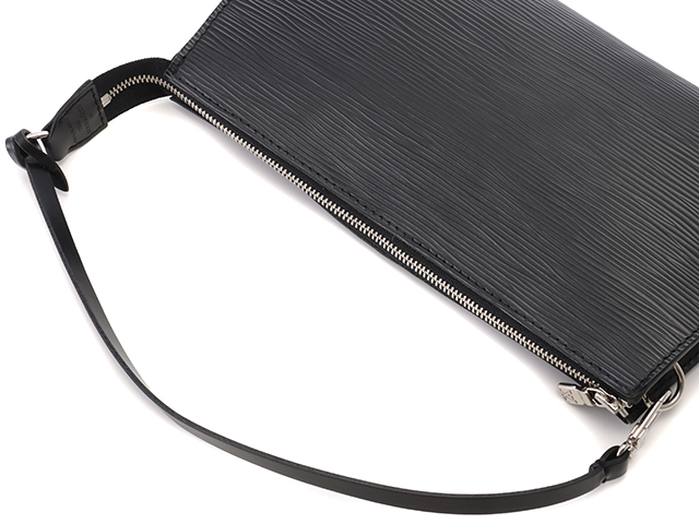 LOUIS VUITTON ルイ・ヴィトン ポシェット・アクセソワール エピ