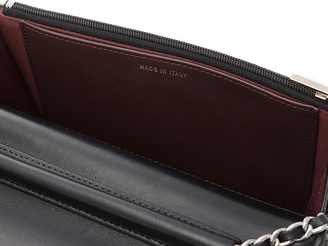 CHANEL シャネル クラシックチェーンウォレット ブラック／SV