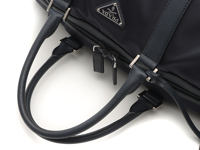 PRADA ネイビー ボストンバッグ 中型 ネイビー（紺）系 PRADA(プラダ) ボストンバッグ(メンズ) - 海外