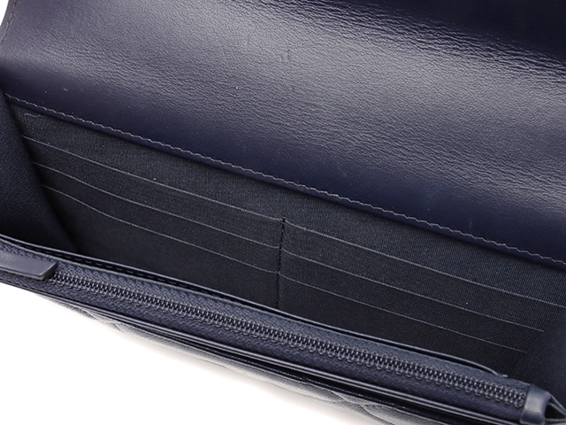 CHANEL シャネル CHANEL19 マキシ マトラッセ チェーンウォレット ヴィンテージ加工 ネイビー ゴールドxシルバー金具 2148103564369【200】