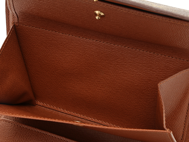 Louis Vuitton ルイヴィトン ポルトトレゾール・エテュイシェキエ