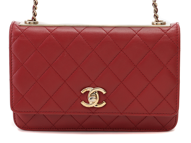 CHANEL シャネル トレンディCC マトラッセ チェーンヴォレット