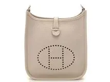 エルメス HERMES　ショルダーバック　 エヴリンTPM 　トリヨンクレマンス　クレ 　シルバー金具　Y刻印【472】AH