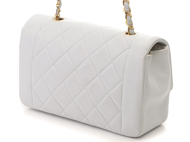 CHANEL　シャネル　ダイアナフラップ　マトラッセ　チェーンショルダー　ホワイト/GP シープ【432】2148103595059