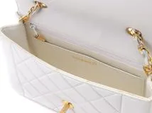 CHANEL　シャネル　ダイアナフラップ　マトラッセ　チェーンショルダー　ホワイト/GP シープ【432】2148103595059