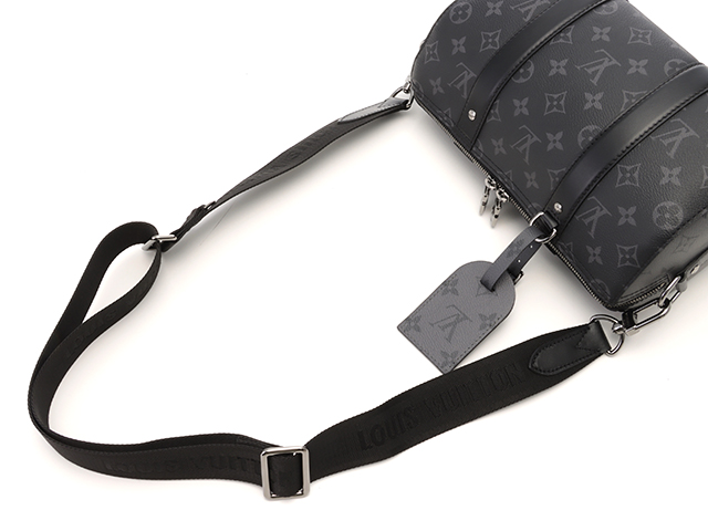LOUIS VUITTON ルイヴィトン モノグラム エクリプス シティ キーポル 