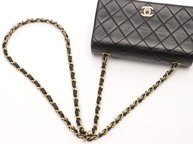 CHANEL シャネル フルフラップ チェーンショルダー ターンロック