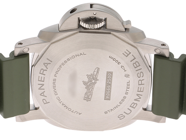 PANERAI サブマーシブル クアランタクアトロ ビアンコ PAM01226