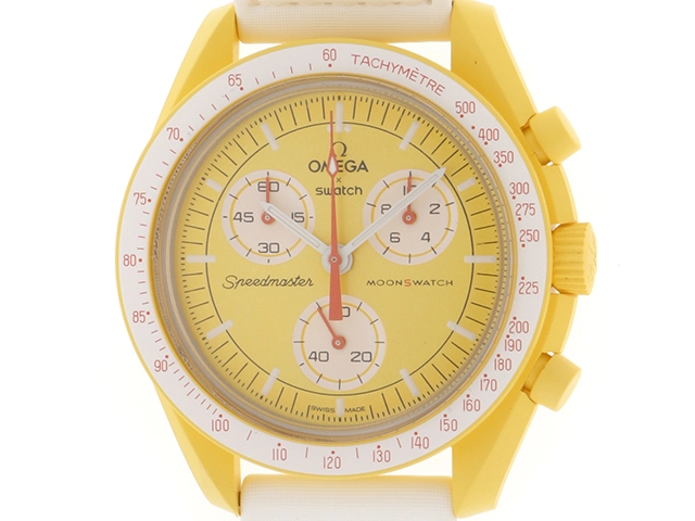 Swatch スウォッチ 腕時計 OMEGA×Swatch ムーンスウォッチ MISSION TO THE SUN S033J100 イエロー文字盤 バイオセラミック  クォーツ 2023年正規【472】SJ の購入なら「質」の大黒屋（公式）