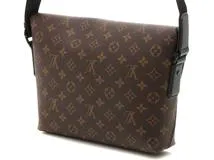 ルイヴィトン マグネティックメッセンジャー M45557 LOUIS VUITTON ルイヴィトン マグネティック・メッセンジャー