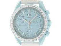 SWATCH スウォッチ 腕時計 OMEGA×SWATCH ムーンスウォッチ MISSION TO URANUS SO33L100 エアリーブルー文字盤  バイオセラミック クォーツ 2023年正規【472】SJ の購入なら「質」の大黒屋（公式）