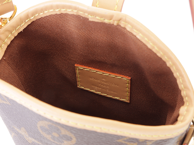 LOUIS VUITTON ルイヴィトン フォールド・ミー ポーチ LOUIS VUITTON ルイヴィトン フォールド・ミー ポーチ