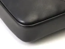 CHANEL　シャネル　カンボンラインミディアムポシェット　ブラックスラッシュホワイトスラッシュSV カーフ 【472】HSA