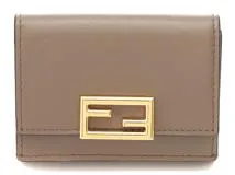 FENDI　フェンディ　三つ折財布　グレージュ　レザー　【471】A