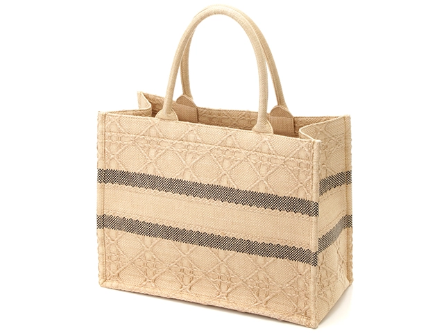 DIOR　ディオール トートバック　ブックトート ミディアムバッグ カナージュ ラフィア ナチュラル　M1296ZSQD_M925【472】AH