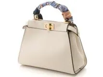 FENDI　フェンディ　ミニピーカブー　ホワイト　レザー　8BN244【431】2148103663307