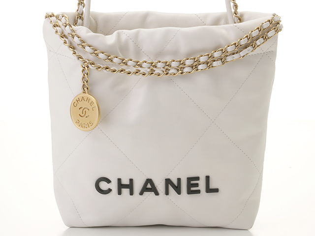 CHANEL　シャネル　2ＷＡＹショルダーバッグ　シャネル22　ミニサイズ　ホワイト・ＧＰ金具　レザー　AS3980【431】