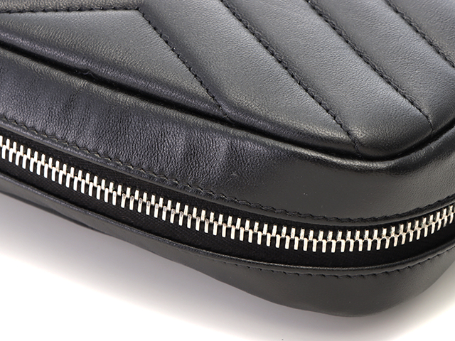 YSL ブラック キルティングポーチ サンローラン YSL ブラック キルティングポーチ サンローラン YSL サンローラン