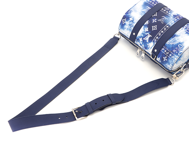 LOUIS VUITTON ルイ・ヴィトン シティ・キーポル M20555