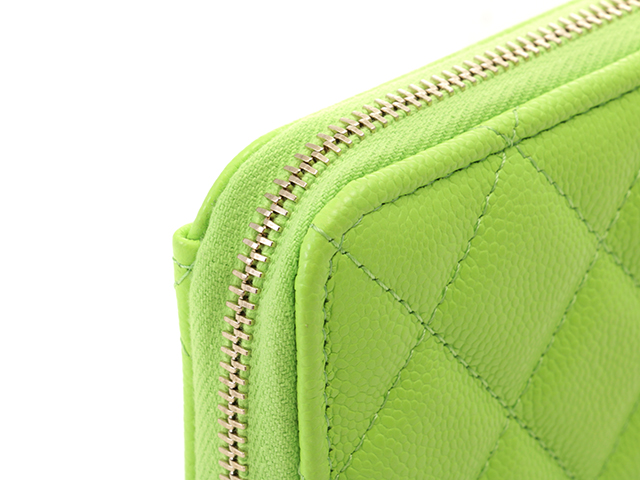 CHANEL シャネル クラシック ジップ カードケース ライト