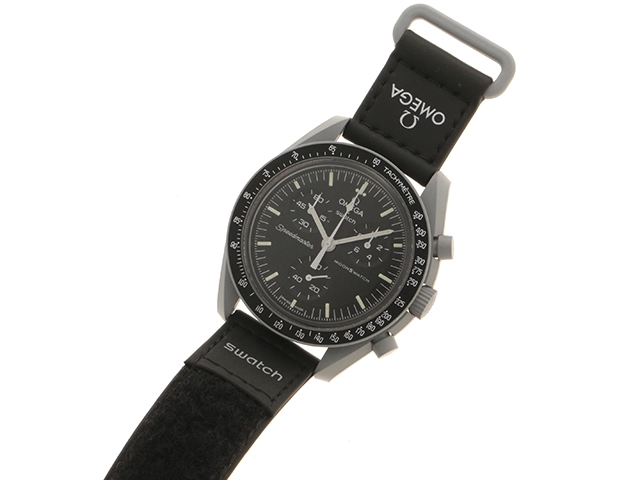 MoonSwatch MISSION TO THE MOON オメガコラボ ミッショントゥムーン SO33M100 バイオセラミック ナイロン クォーツ （2148103699092）【200】