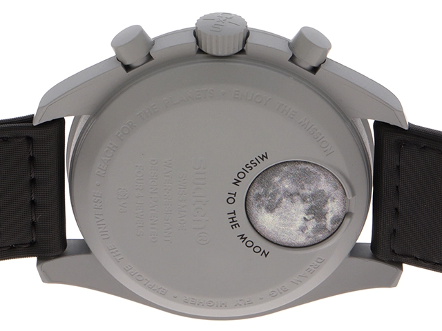 MoonSwatch MISSION TO THE MOON オメガコラボ ミッショントゥムーン SO33M100 バイオセラミック ナイロン クォーツ （2148103699092）【200】