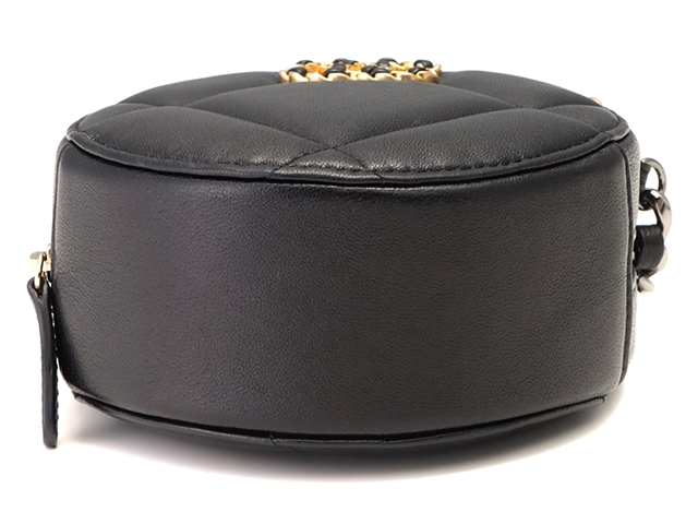 シャネル　CHANEL19　ラウンドチェーンショルダー　ブラック／ＧＰ／ＳＶ　レザー【430】2148103706387