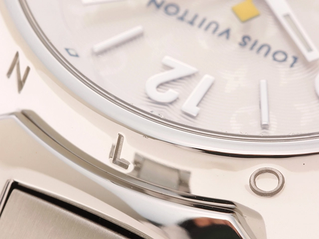 LOUIS VUITTON　ルイ・ヴィトン　タンブールホログラム　Q121K　腕時計　ホワイト文字盤　クオーツ　ステンレススチール　レディース　2148103709418　【205】