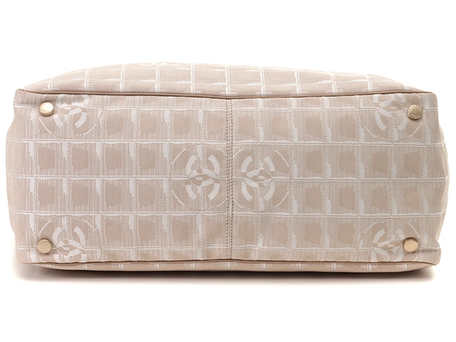 CHANEL　シャネル　ニュートラベルライントートMM　ベージュ/GP金具　ナイロン/レザー【431】2148103709944
