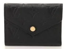 LOUIS VUITTON ルイヴィトン 三つ折り財布 ポルトフォイユ・ヴィクトリーヌ モノグラム・アンプラント ノワール M64060【473】  の購入なら「質」の大黒屋（公式）