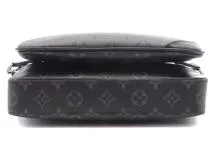 Louis Vuitton モノグラム　エクスリプス　トリオメッセンジャー Trio Messenger Monogram Eclipse - Men - Bags | LOUIS VUITTON ®