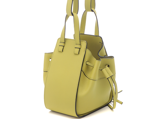 LOEWE ロエベ ハンモック ドローストリングバッグ ミニ ライムイエロー カーフ 314.30.V07【471】2148103728389  の購入なら「質」の大黒屋（公式）