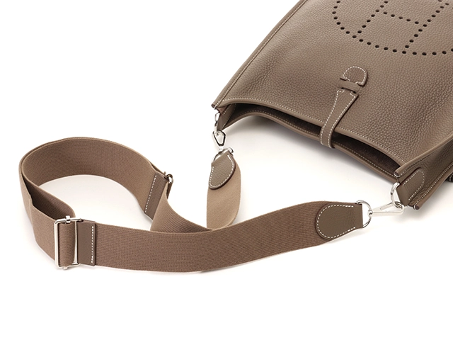 HERMES　エルメス　エヴリンⅢPM　エトゥープ　シルバー金具　C刻印　【432】2148103731235