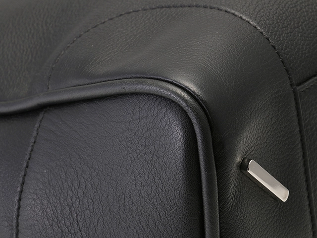 LOEWE　ロエベ　アマソナ75　ブラック　カーフ　301.30.L03　2wayハンドバッグ　2148103733482【207】