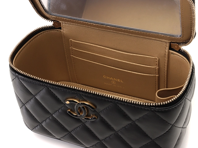 CHANEL　シャネル　マトラッセ　ミラー付横型バニティ　AP3940　ブラック　GP金具　ラムスキン　シリアルランダム【433】